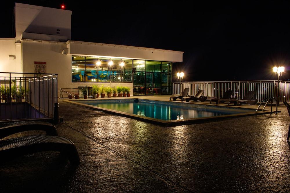 Hotel Faranda Express Soloy And Casino, A Member Of Radisson Individuals Panama by Eksteriør bilde