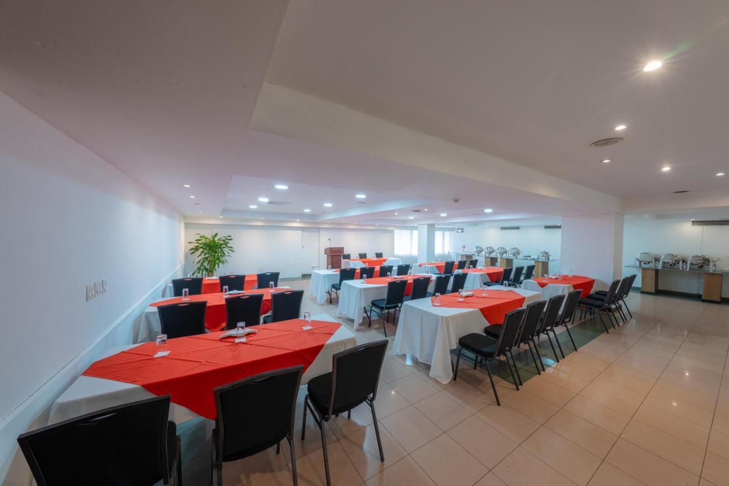 Hotel Faranda Express Soloy And Casino, A Member Of Radisson Individuals Panama by Eksteriør bilde